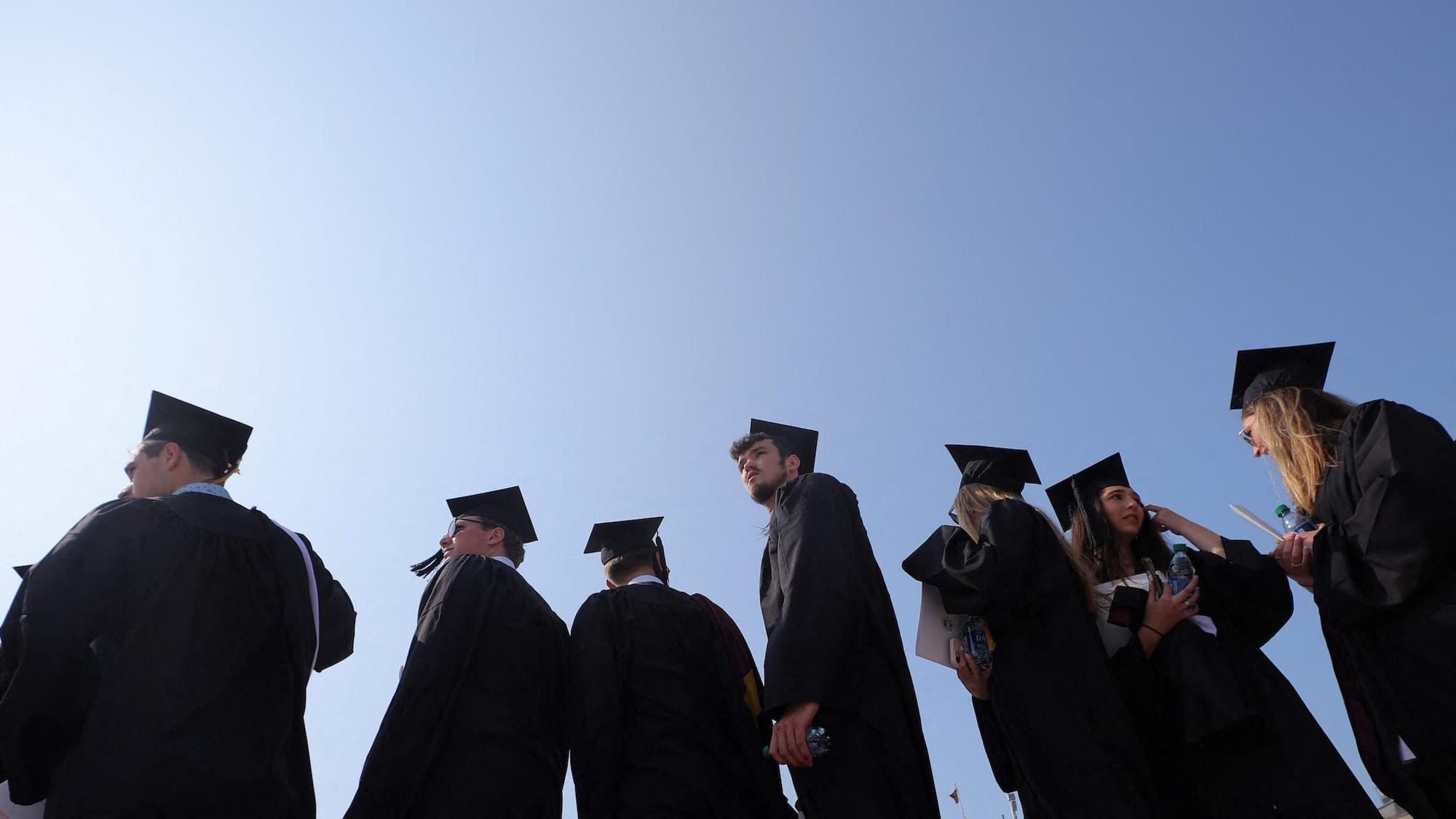 College graduates begin job search in a world changed by AI