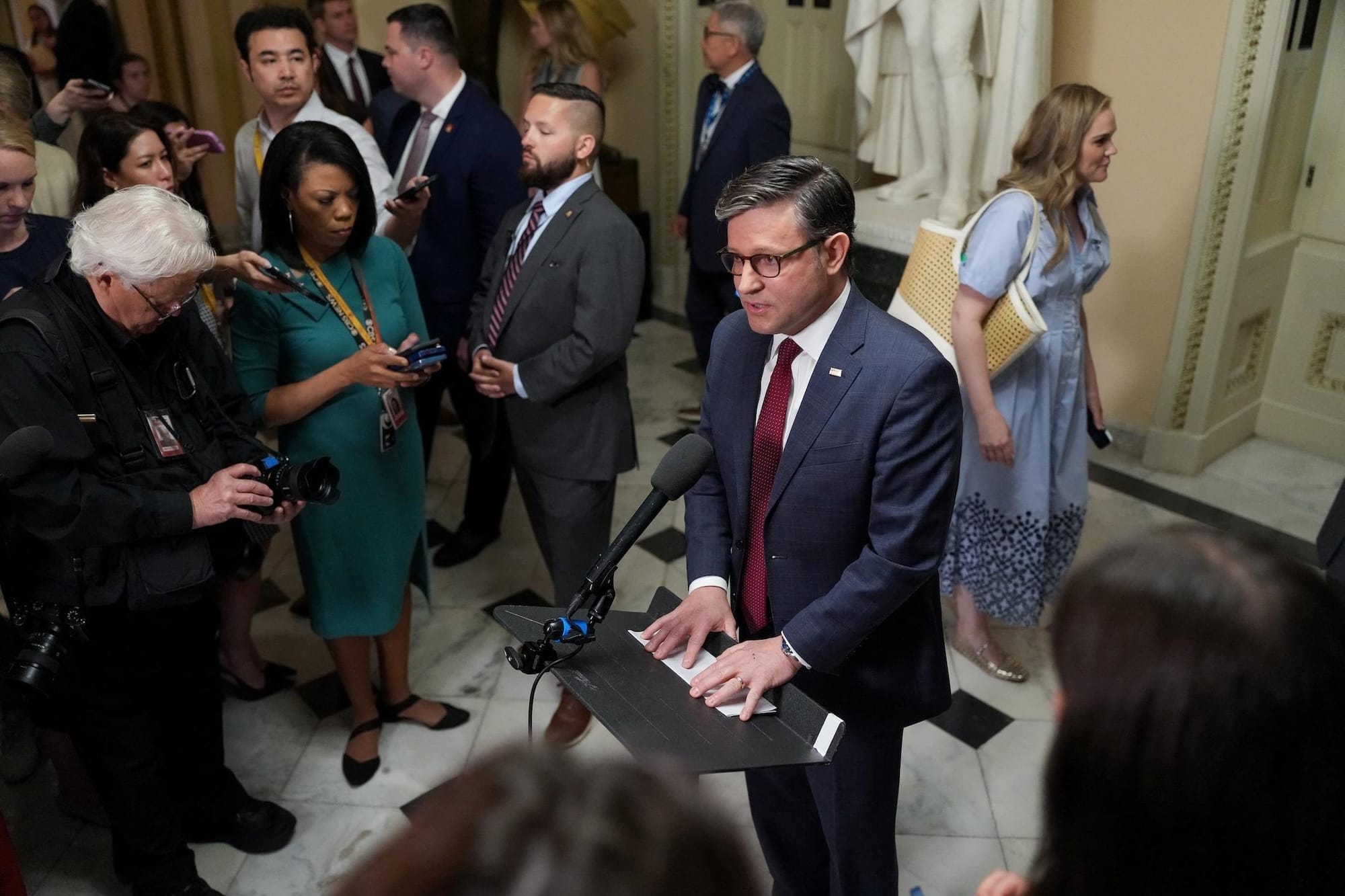 Spy program set to expire as Congress rejects FISA extension