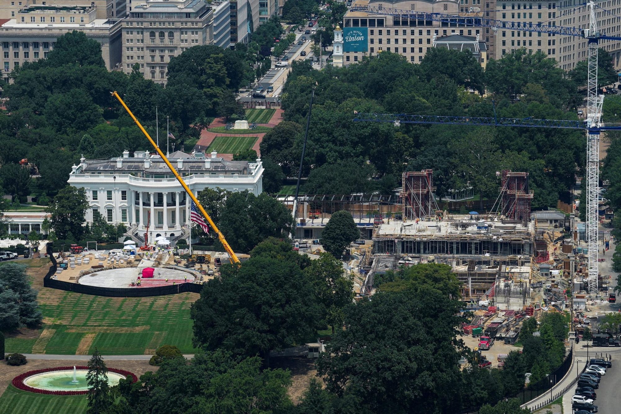 News Wrap: Court rules Congress must ok White House ballroom