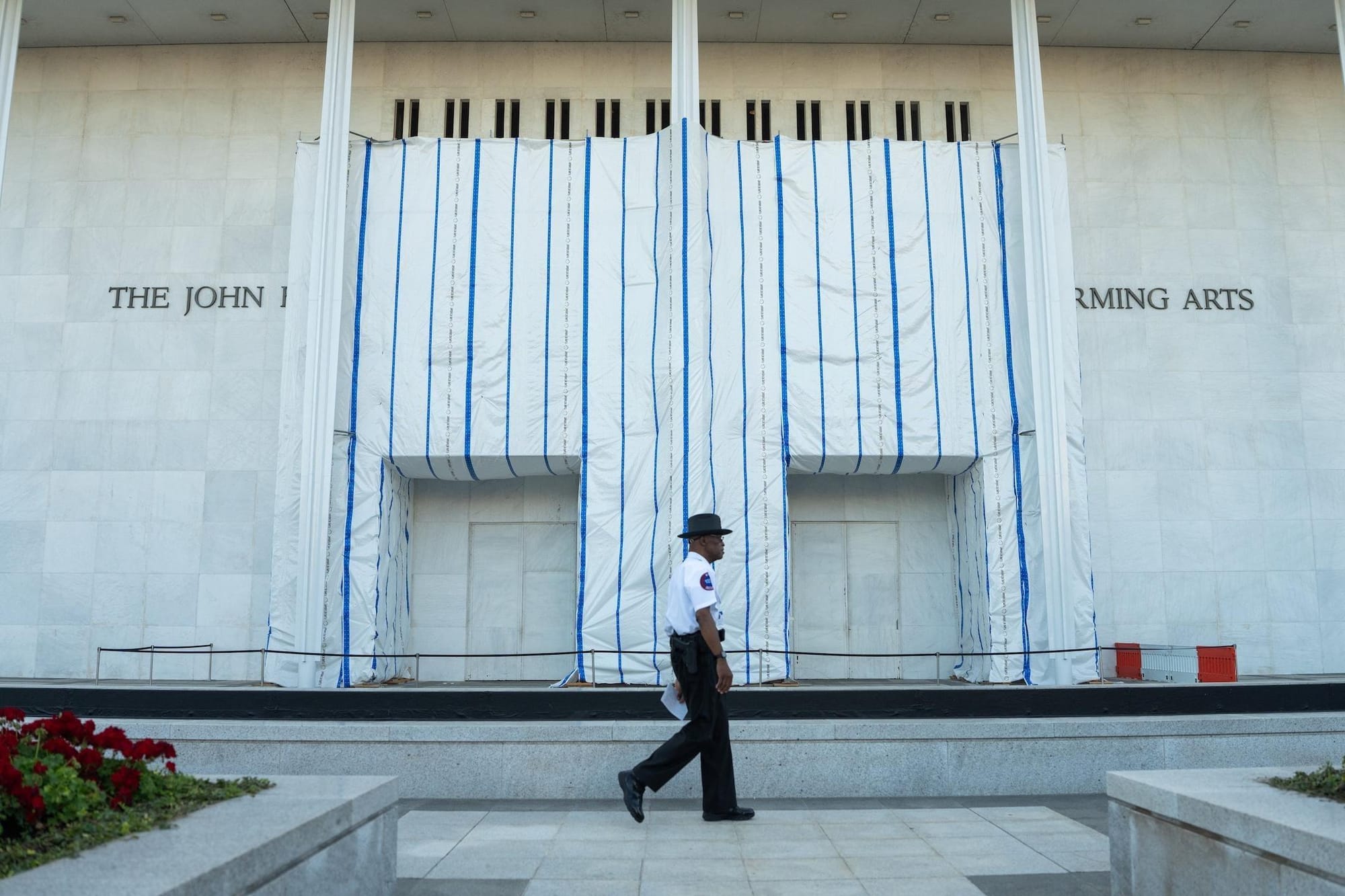 Federal Judge Orders 30-Day Notice for Kennedy Center Building Changes