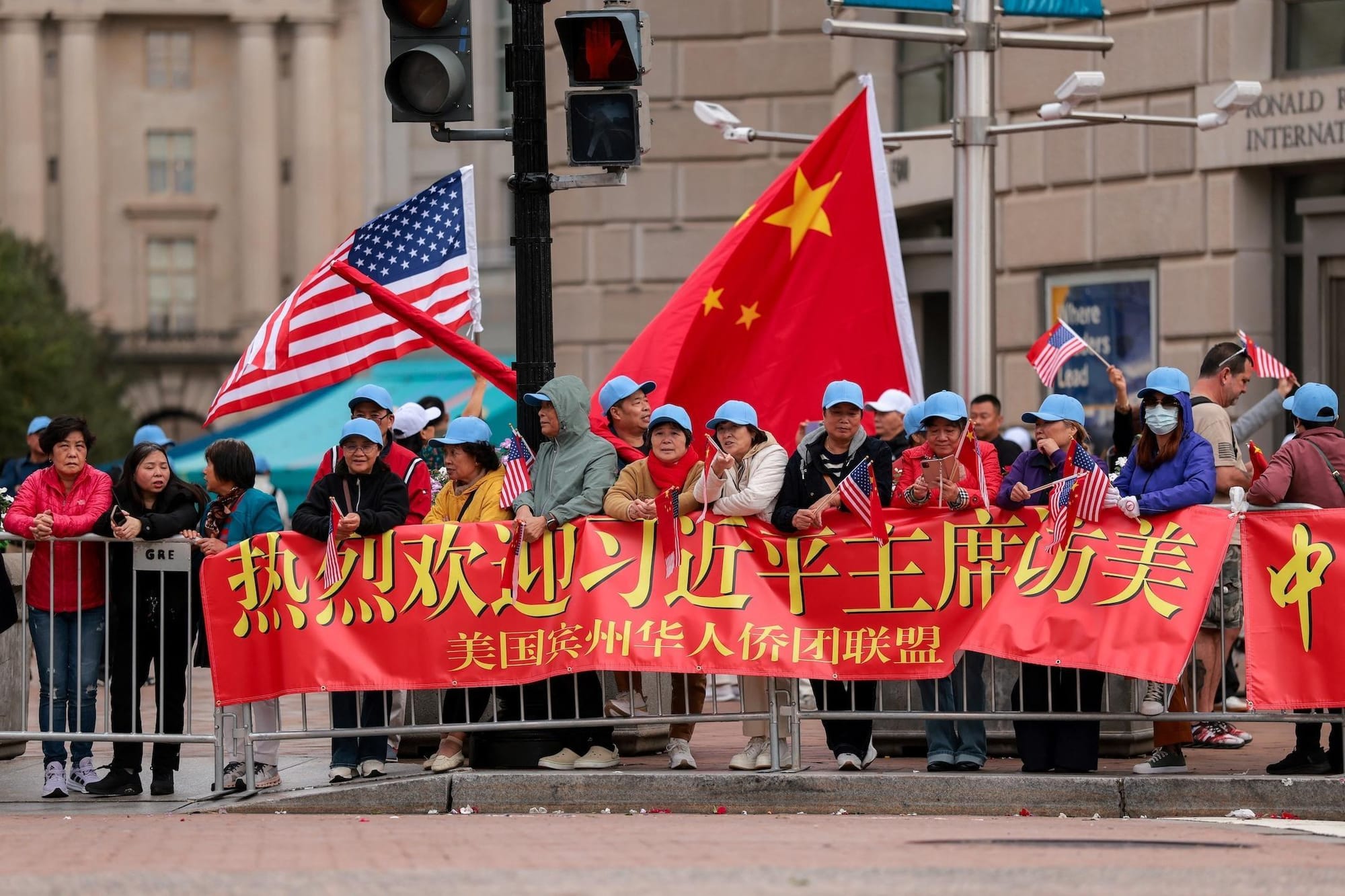 Xi arrives for state visit amid U.S.-China trade tensions