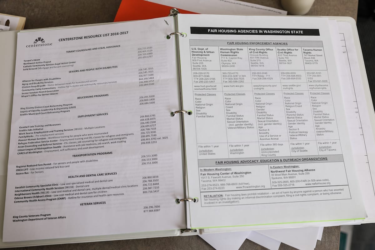 A resource book for social workers working with elderly clients