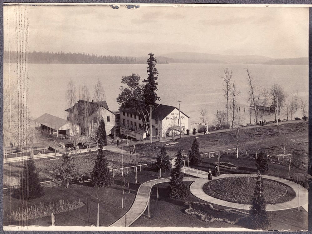 archival photo of baths at Mad Park