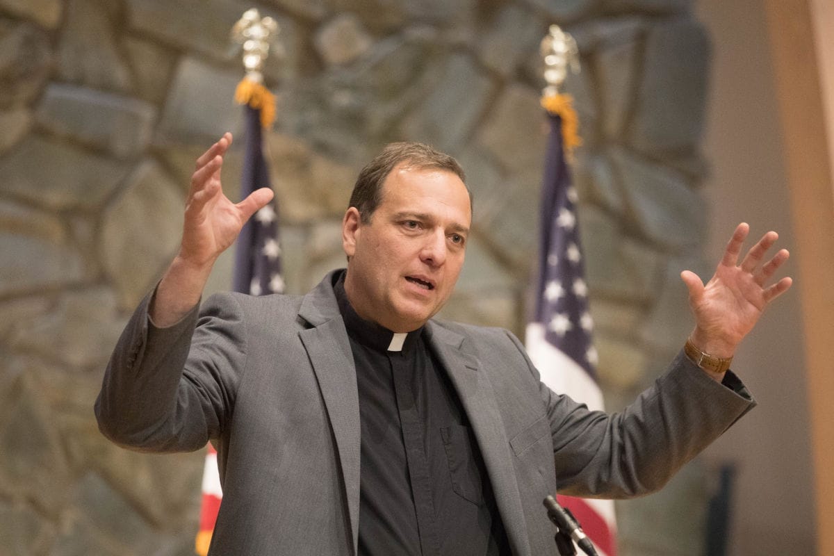 Terry Kyllo speaks during a "Faith Over Fear Roadshow" event at St. Paul’s Episcopal Church in Mt. Vernon.