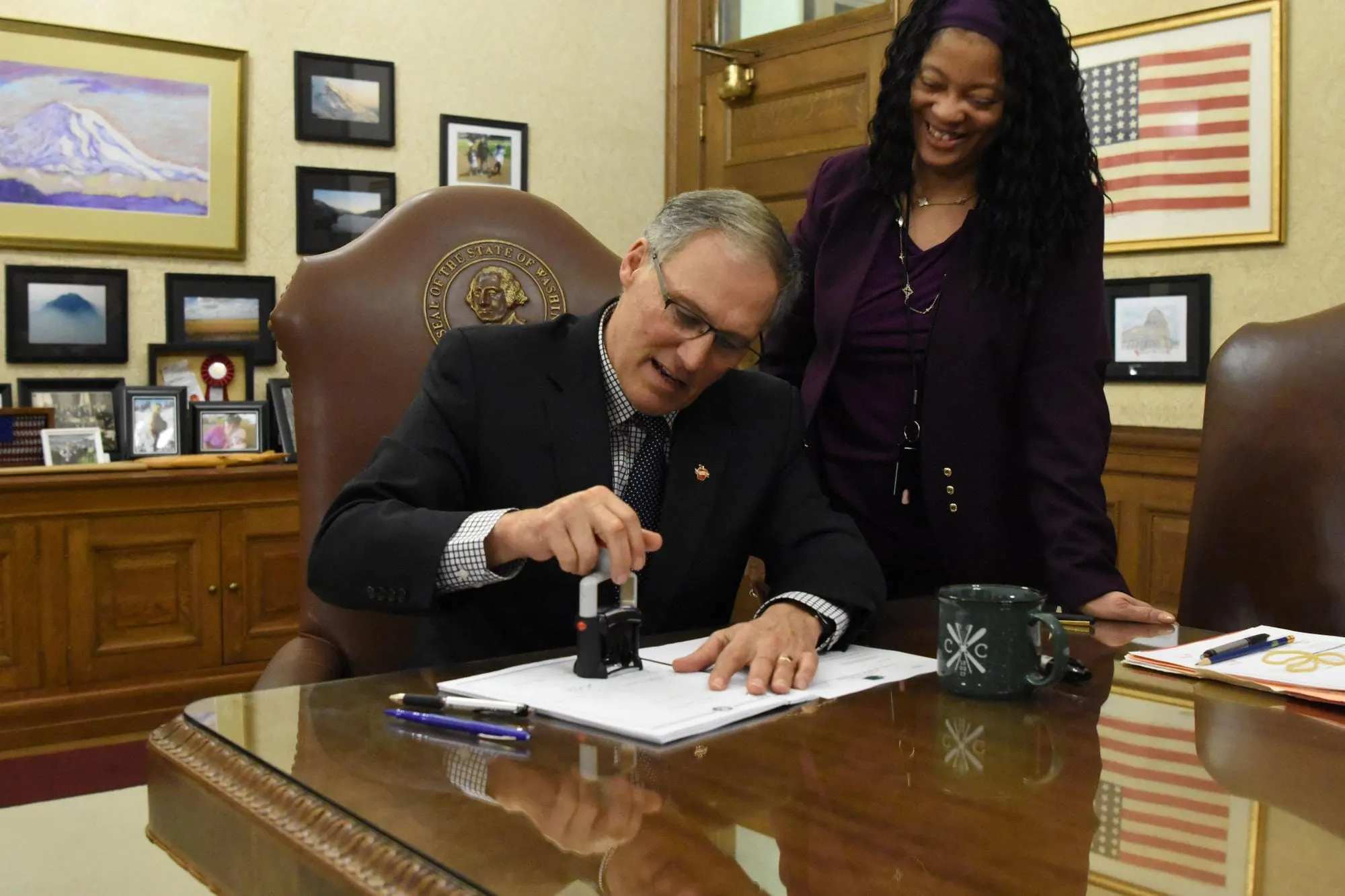 After public outcry, Inslee vetoes records law Cascade PBS