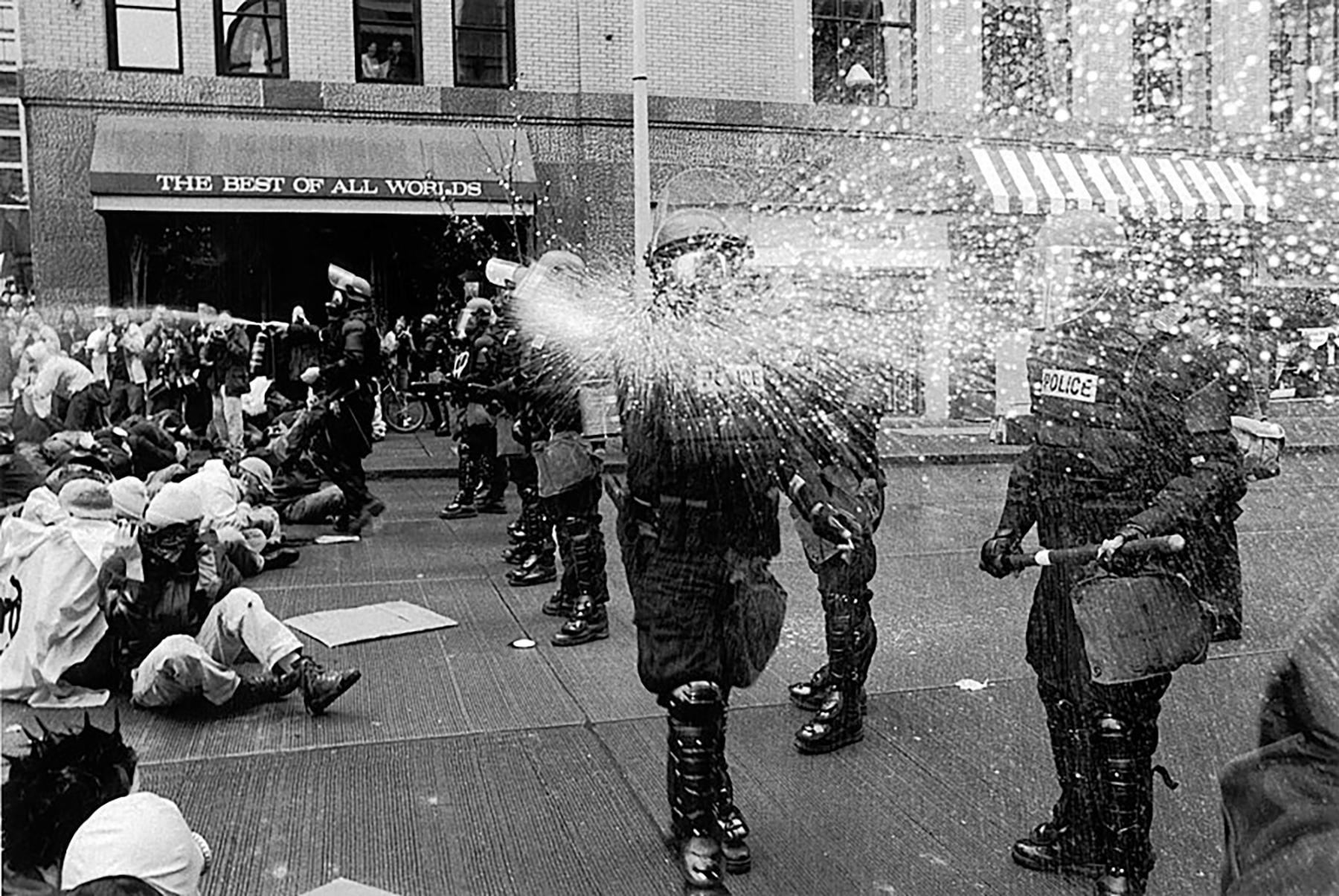 Seattle police officer tear gasses journalist