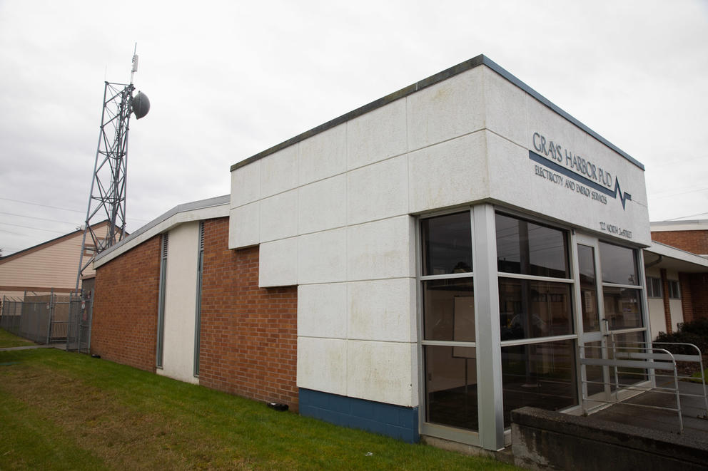 the Grays Harbor PUD building