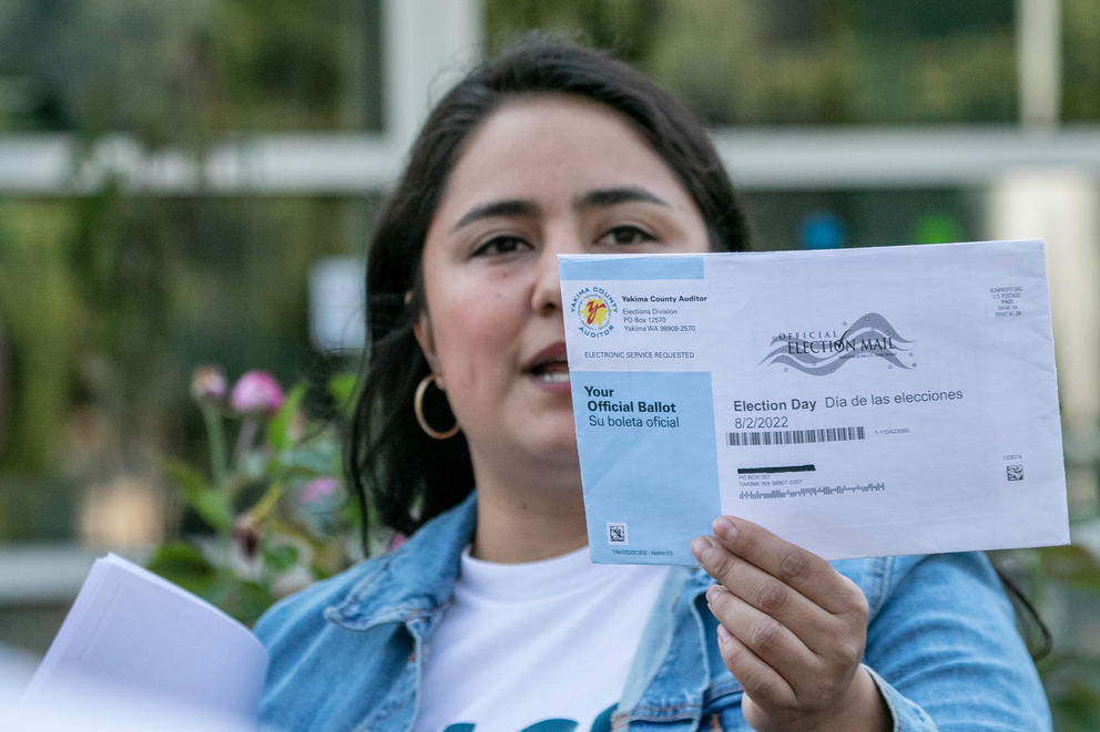 Dulce Gutiérrez da instrucciones a simpatizantes 