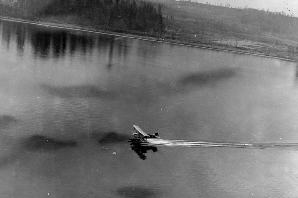 A World Cruiser lands on Lake Washington.