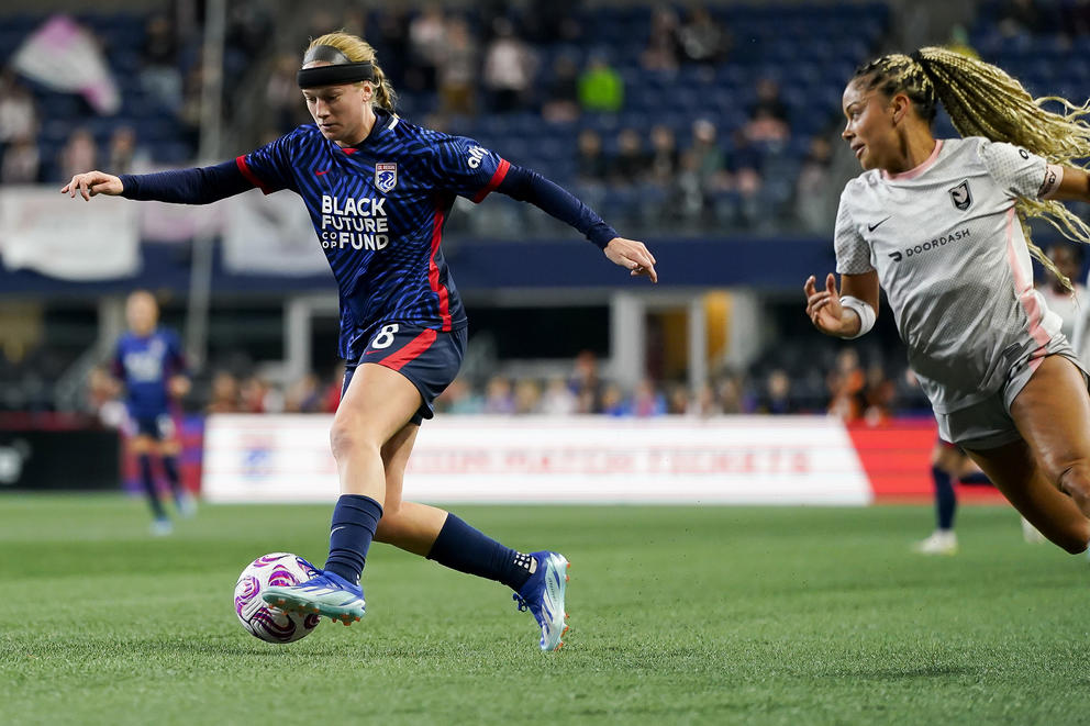 OL Reign forward Bethany Balcer