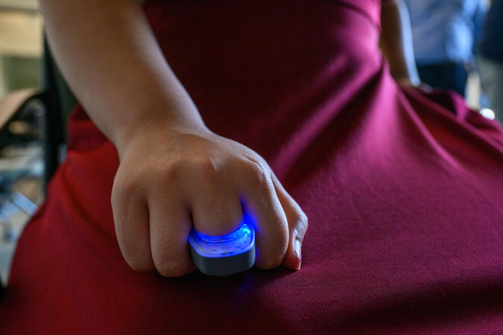 a WSU student wearing the sensor ring