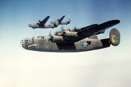 B-24 Liberators_in_Formation death valley