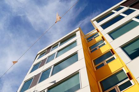 Color buildings