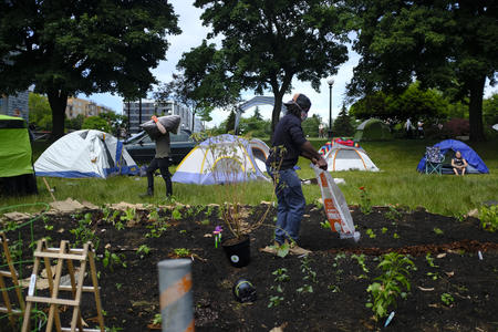 Marcus Henderson’s edible act of resistance began with a single basil sprout. Now he wants to feed a revolution and redefine public space.