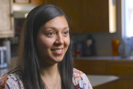 Yakima candle artisan, Chantel Ramirez.